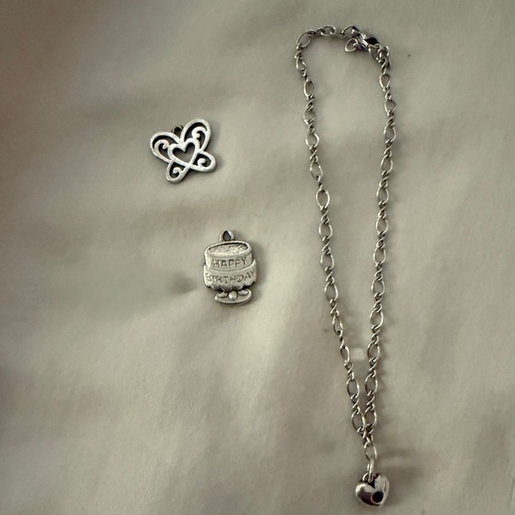 James Avery